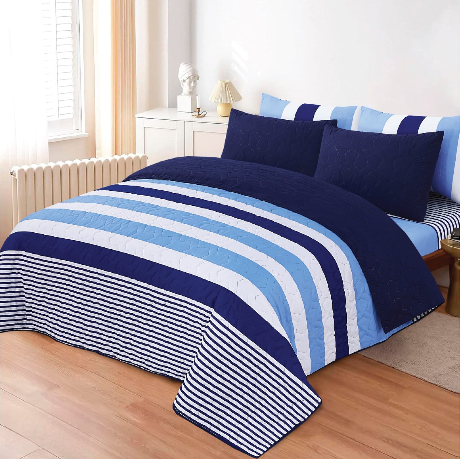Luxury Comforter Bedsheet Set